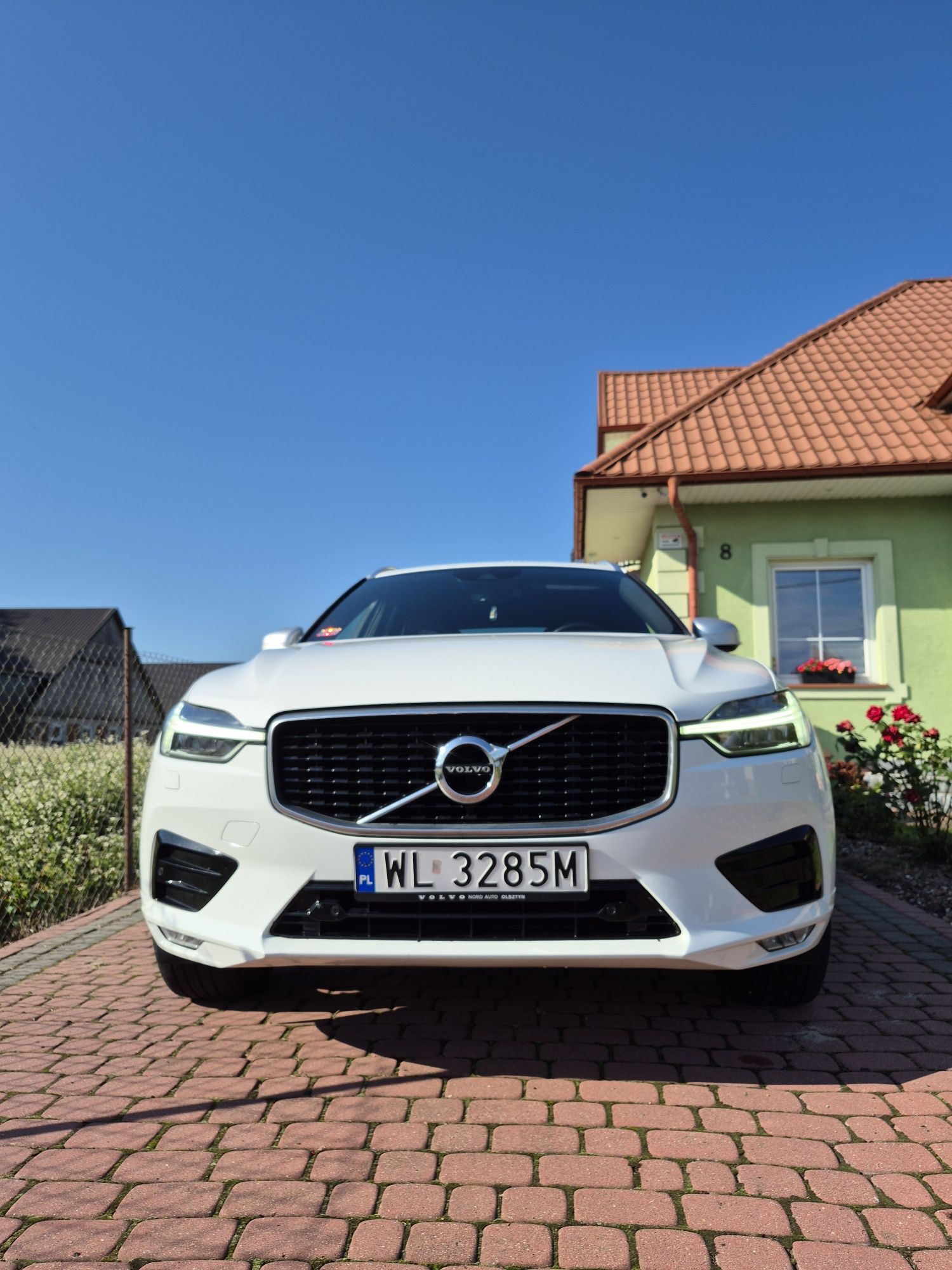 Sprzedam Volvo XC60 AWD R-DESIGN  Salon PL 1 .WŁ. Bezwypadkowy