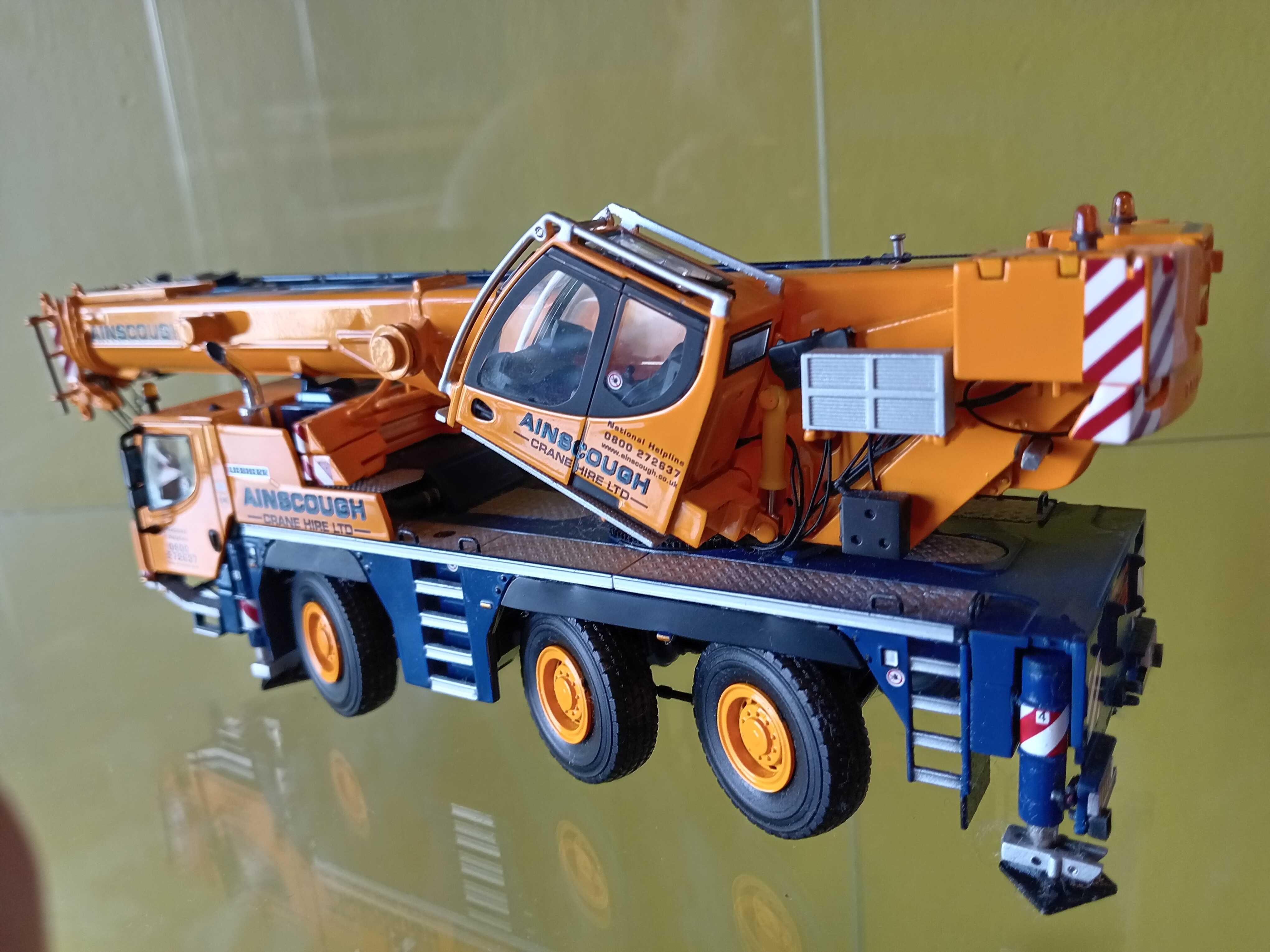 Model WSI 1:50 Ainscough Liebherr LTM 1050-3.1