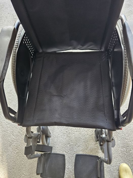 Cadeira de rodas manual