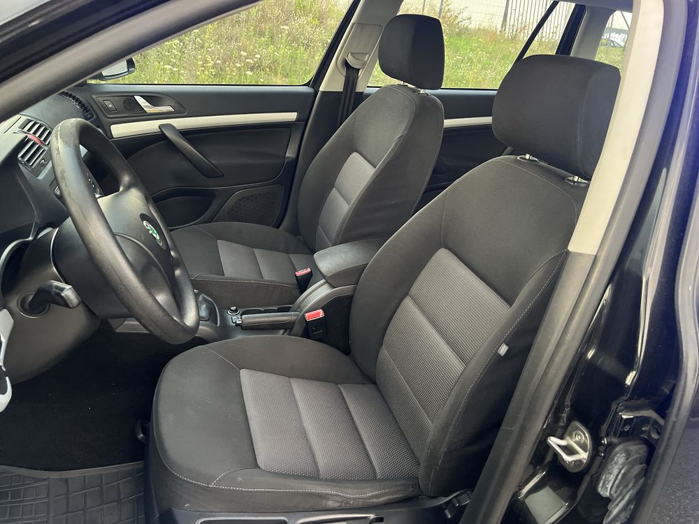 Skoda Octavia 2 1.9 tdi czarna vrs