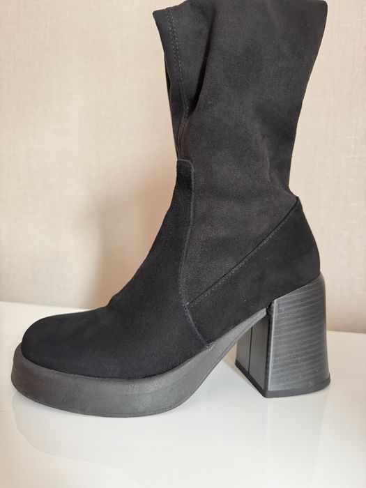 Замшевые ботфорты!!!