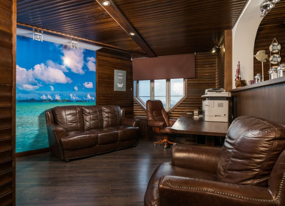 The Sky Loft.  Пентхаус із кінотеатром.  25 поверх.