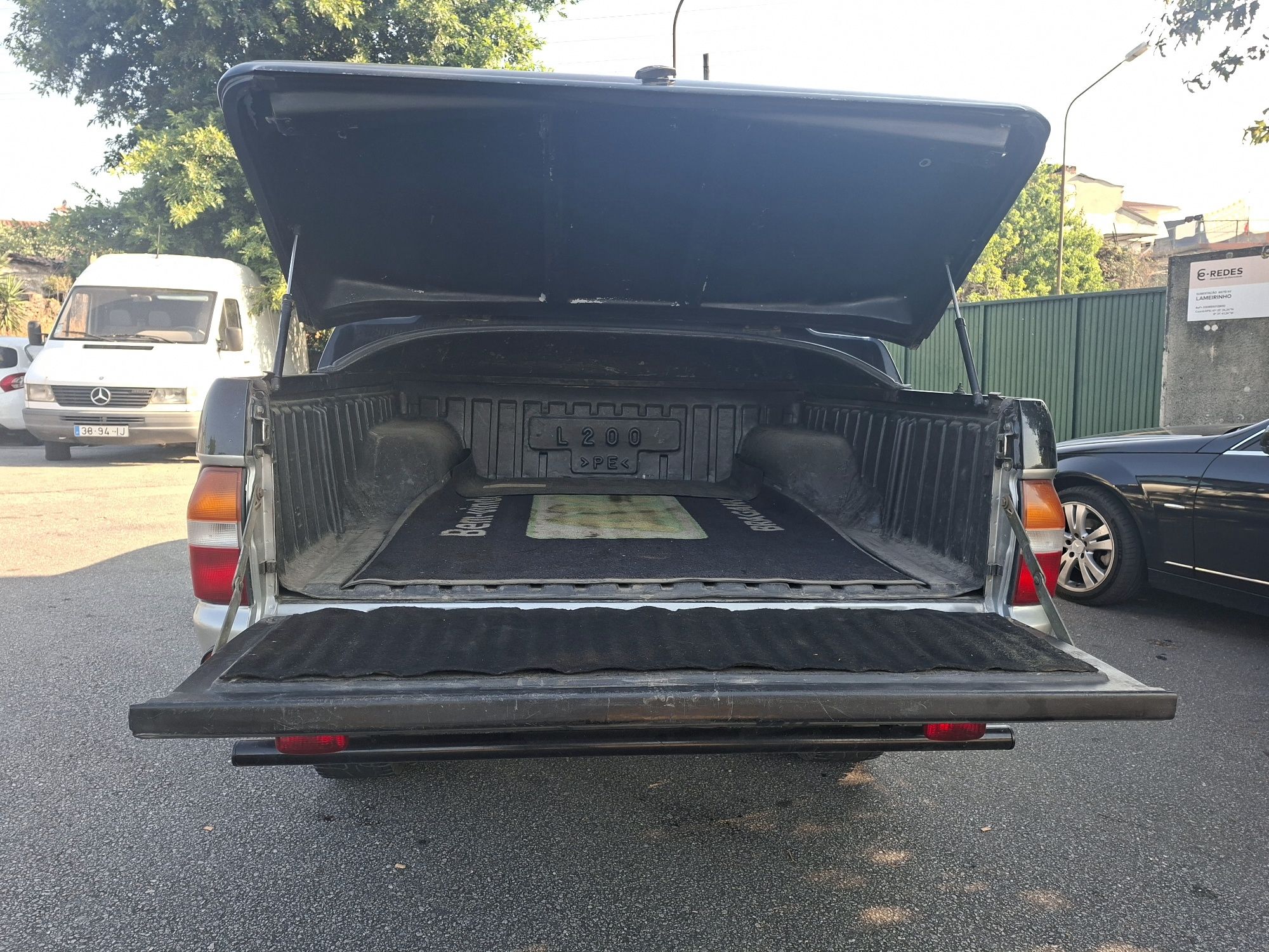 Mitsubishi Strakar L200