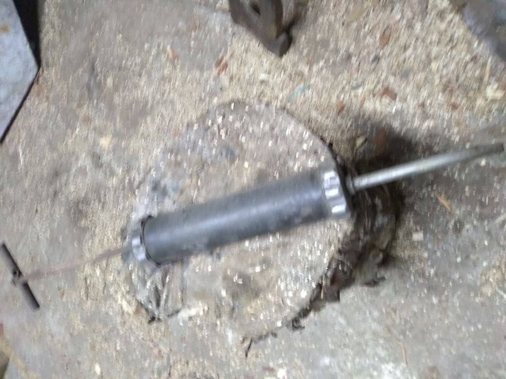 Kultowa z kopalni Pompa do wymiany oleju w skrzyni i mostu