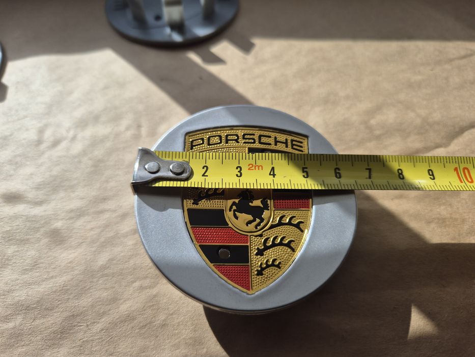 Dekielki kołpaki w alu felgę do Porsche srebne złote logo średl 64/49m