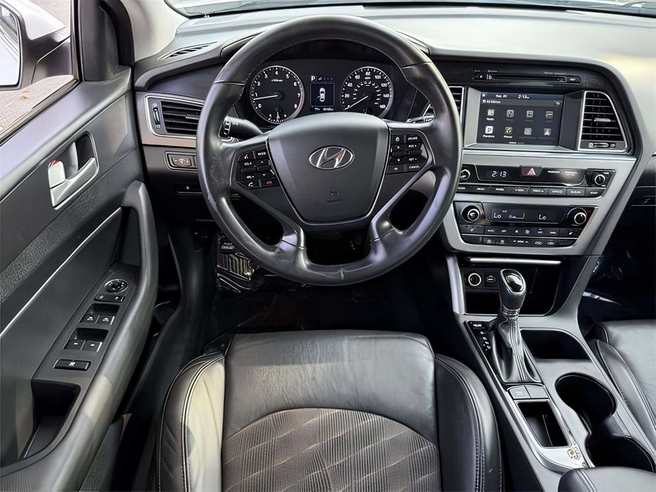 Hyundai Sonata      2016