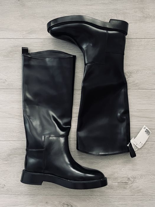 Люксовые сапоги трубы до колен Knee-High Boots H&M.