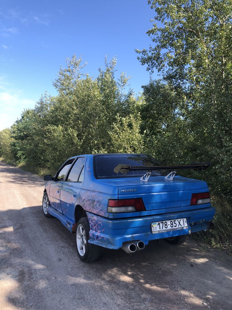 peugeot 405 1,9 бензин