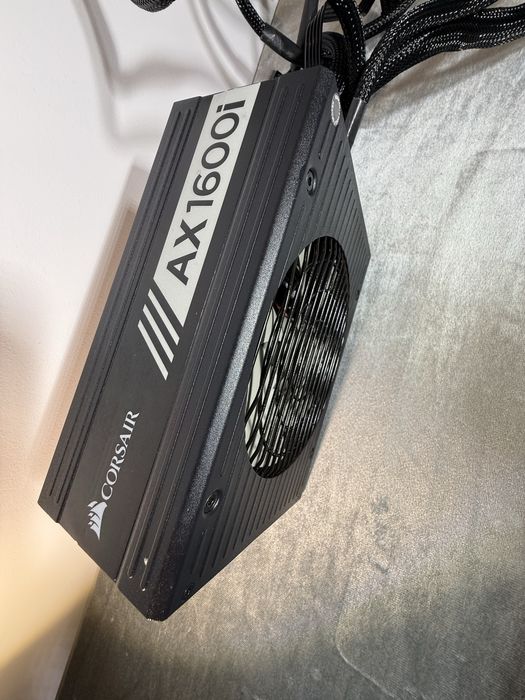 Zasilacz Corsair AX1600i 1600W Titanium