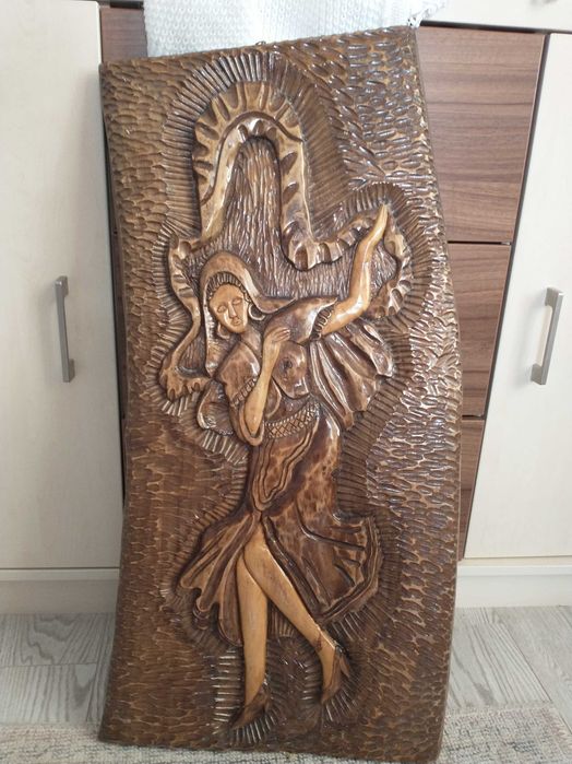 Płaskorzeźba drewniana na ścianę
