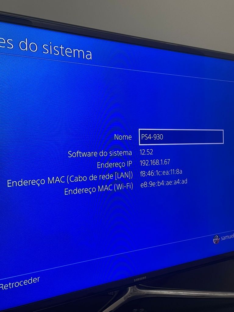 Ps4 com comando.
