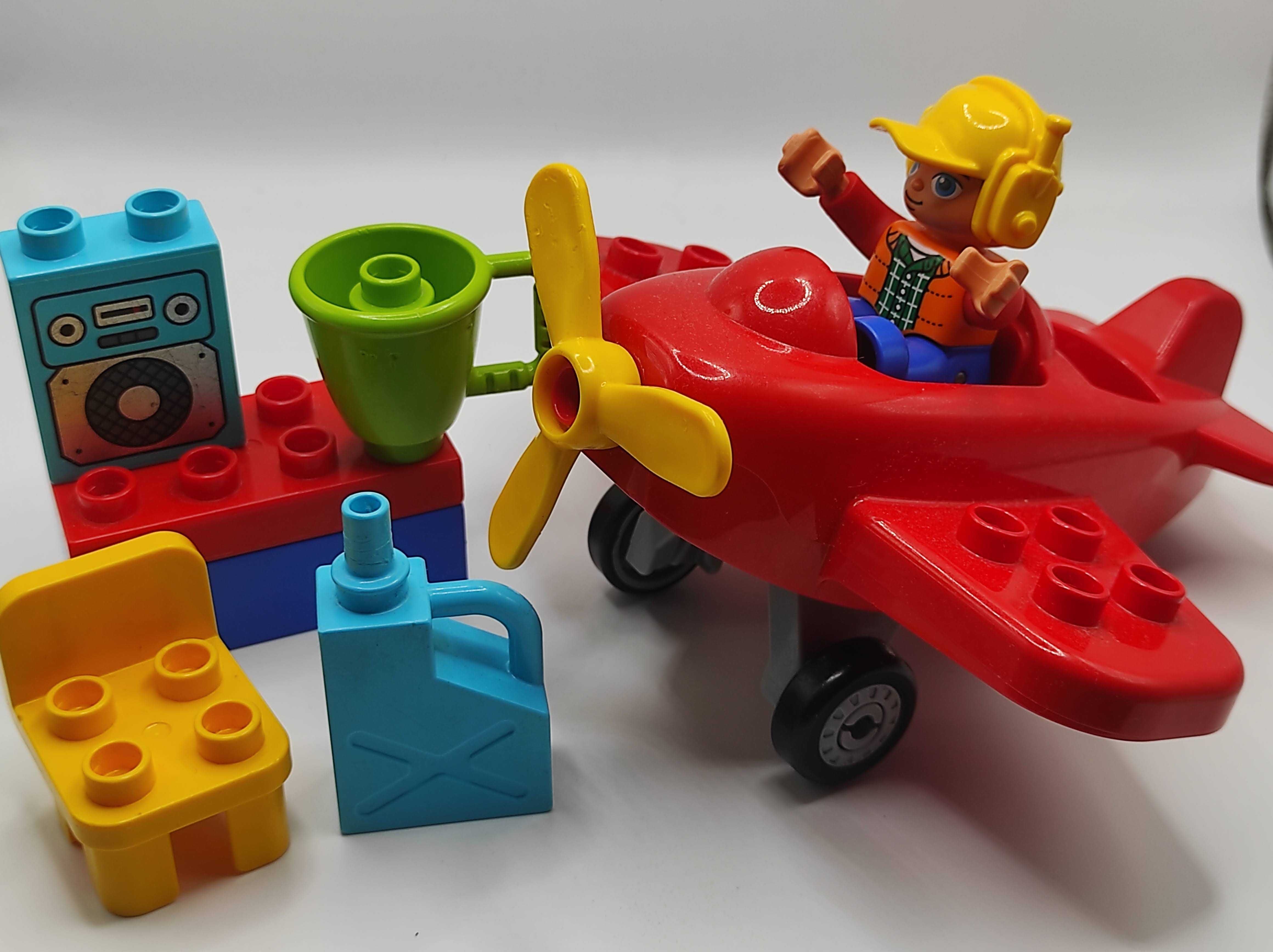 klocki LEGO Duplo 10908 Samolot + ludzik kanister L19