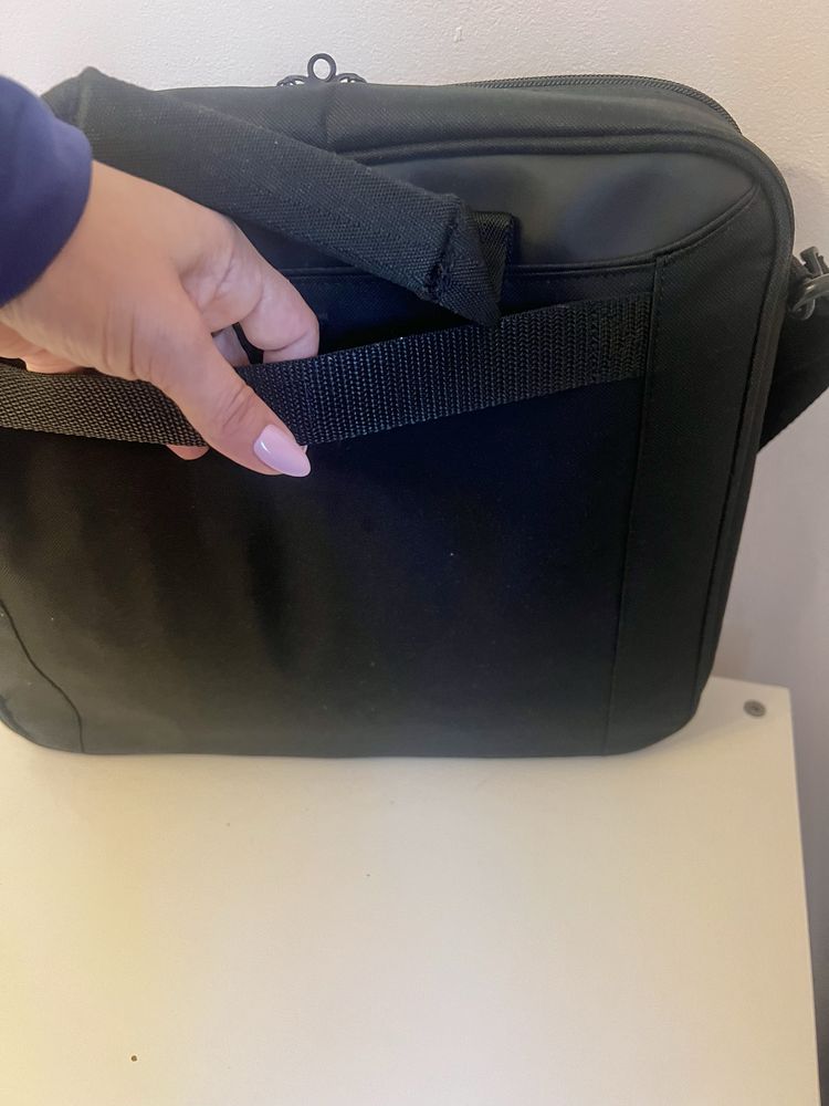 Jak NOWA torba Targus na laptopa