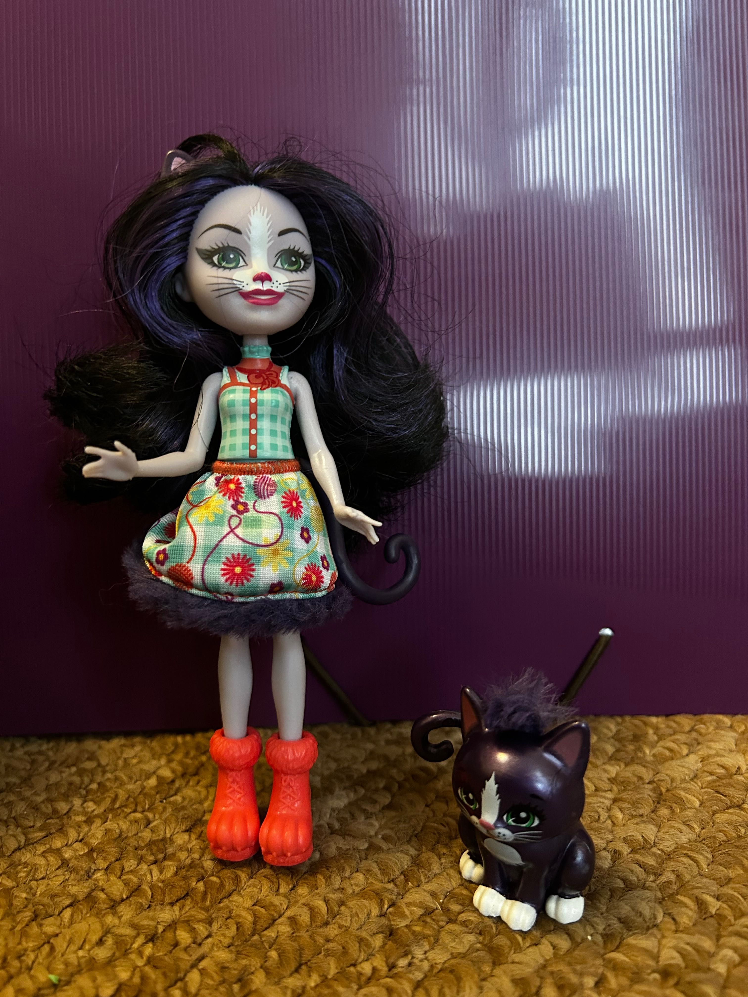 Кукла Enchantimals Ciesta Cat Doll & Climber (GJX40)