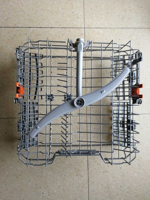 Máquina lavar loiça - cesto superior universal