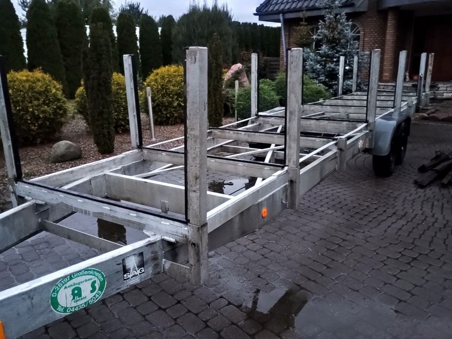 Przyczepa dłużyca do płyt warstwowywych blach więźby stal słupy maszty