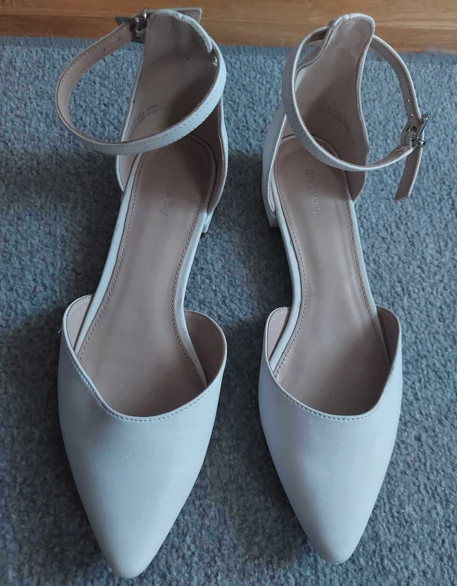 Baleriny /buty białe