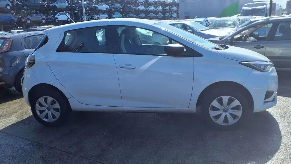 Renault Zoe ZOE II LIFT nowy model ZE50 przebieg 66 tyś km
