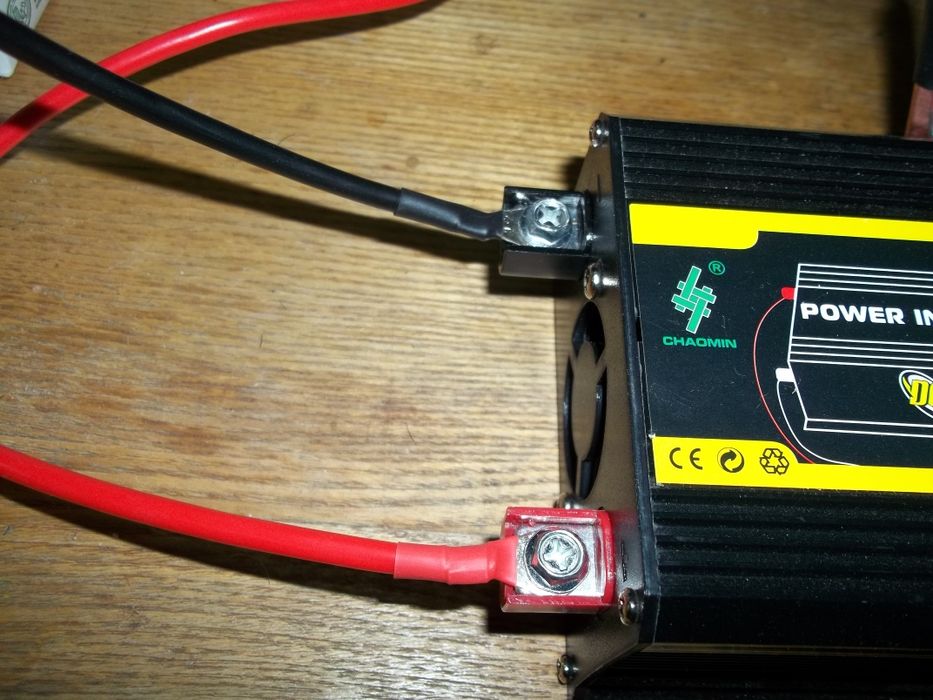 Инвертор новый 12 на 220 / 110 (3000 w