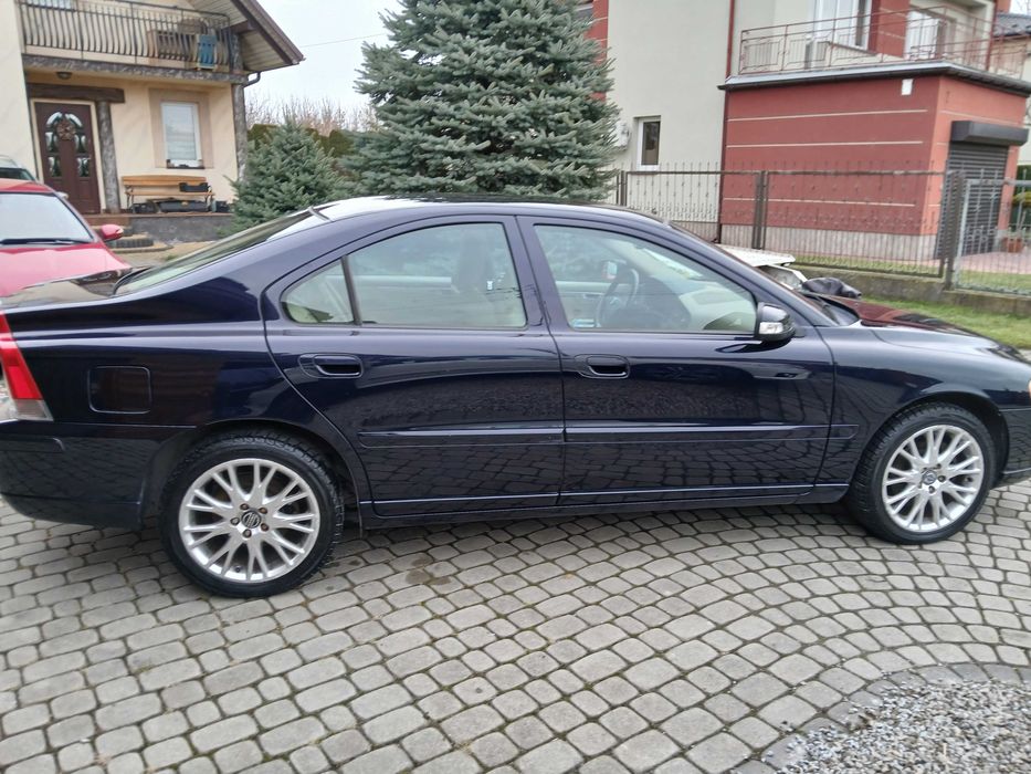 Volvo S-60 == 2,4 Benzyna == 140KM ==