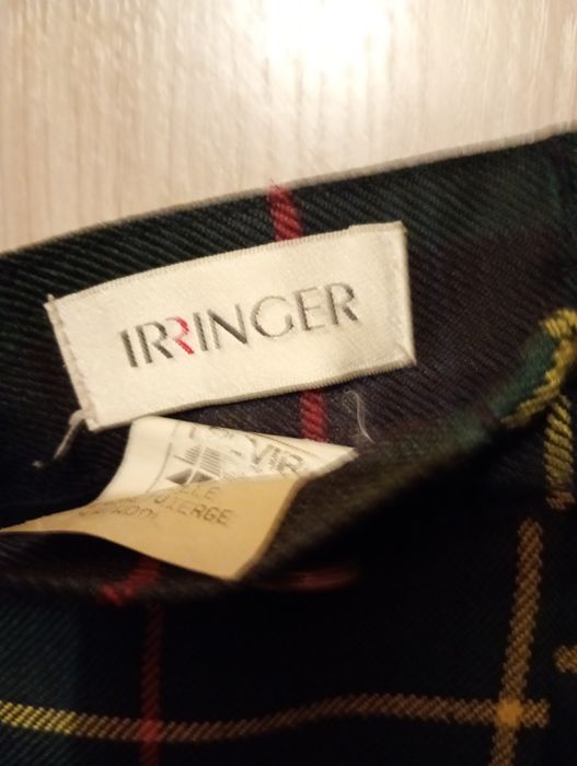 Piękna spódnica damska w krateczkę