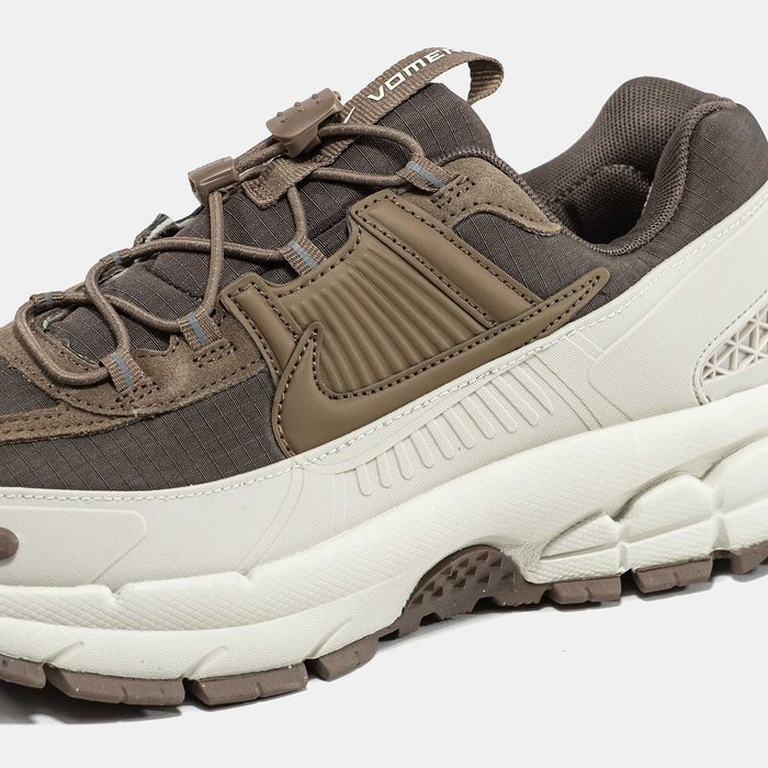 Мужские кроссовки Nike Air Zoom Vomero Roam 2371. Размеры 40-45