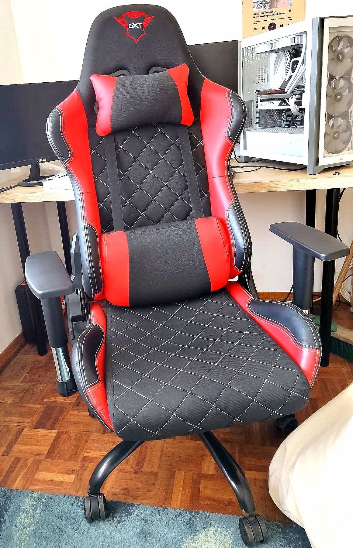 Cadeira Gamer GXT 307R