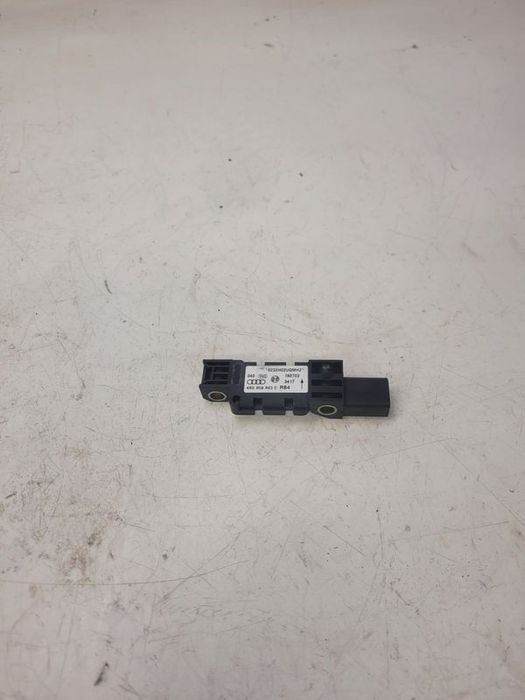 CZUJNIK UDERZENIOWY AUDI A3 8P A6 A8 D3 4B0959643E