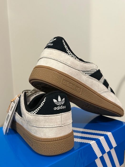 Adidas Spezial ST