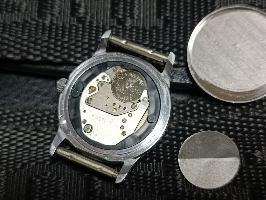 Годинник часы Луч Кварц СССР