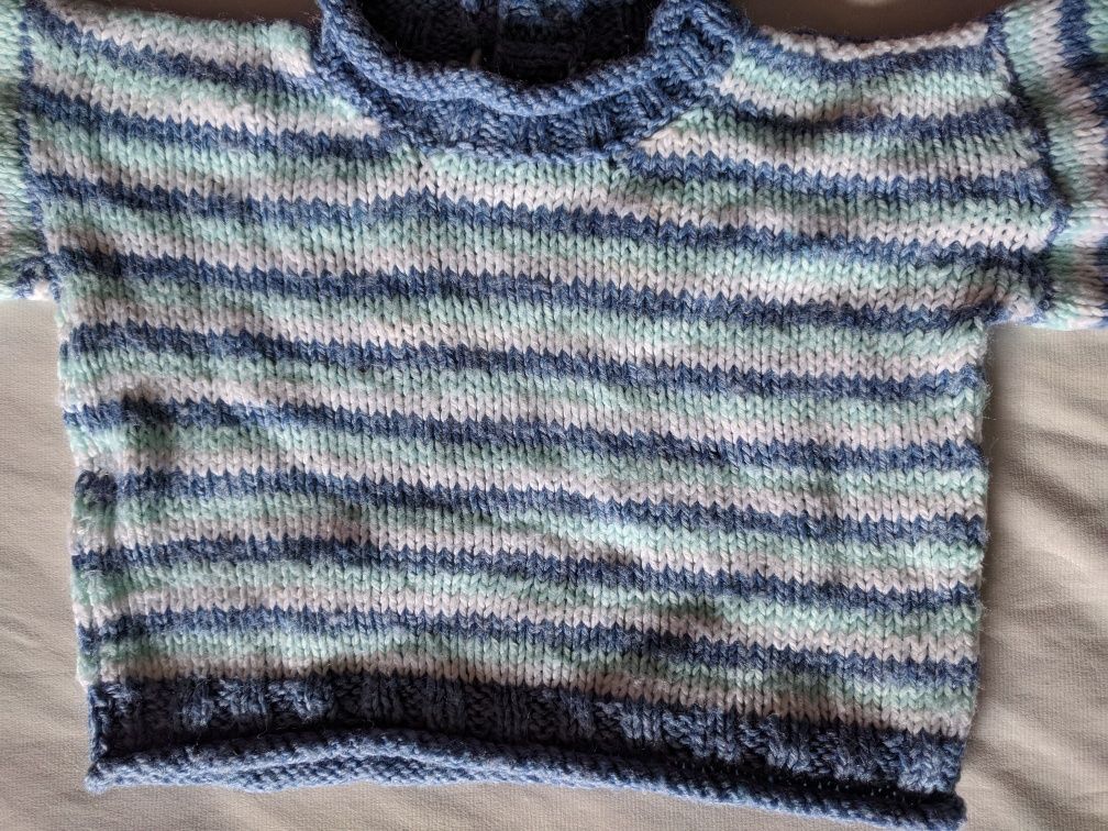 Vintage sweterek 6-18 robiony na drutach handmade dla lalek dziecięcy