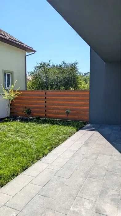 Продається ЗДАНИЙ будинок з ГАРАЖЕМ з виглядом на Вовчинецькі гори