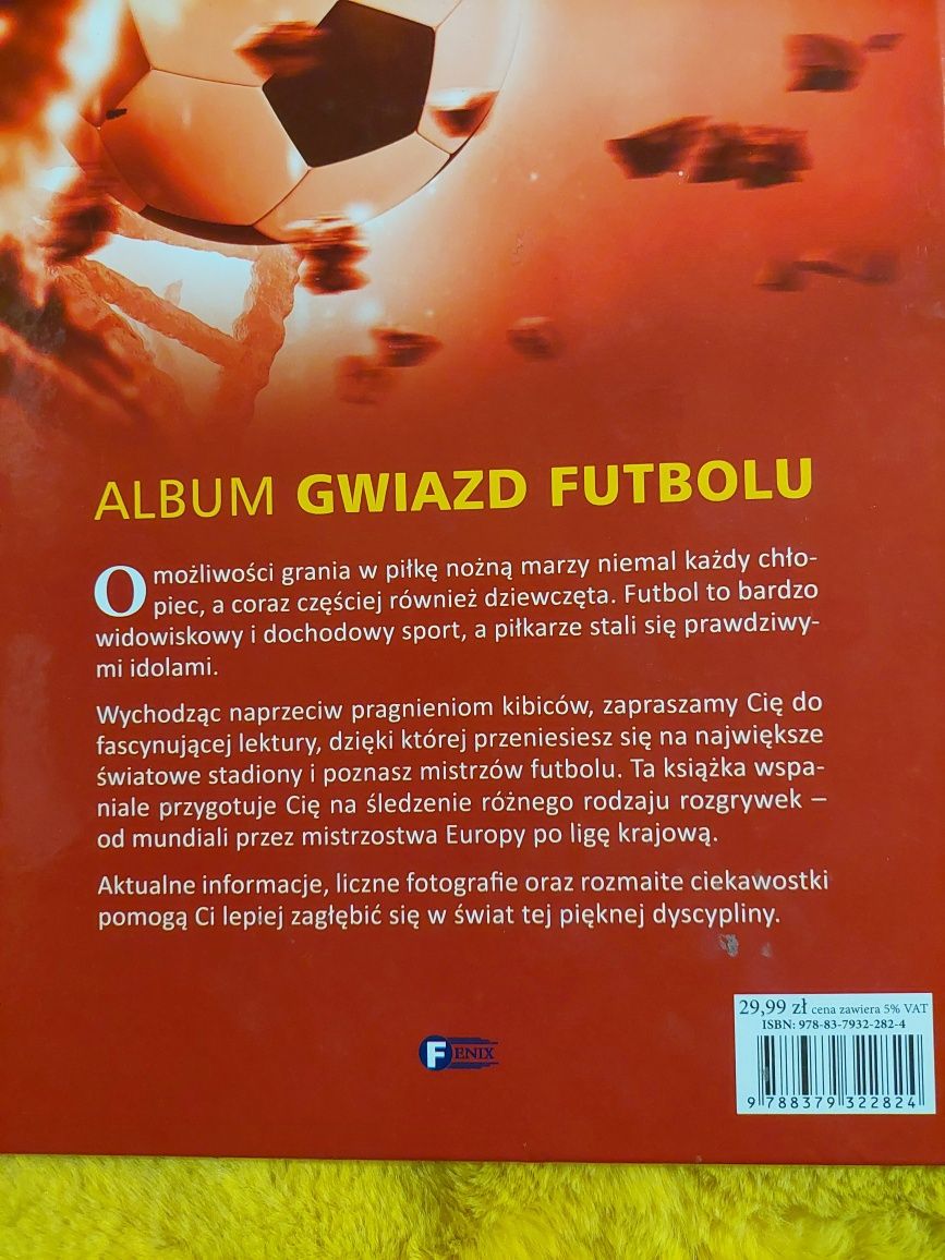 Album gwiazd futbolu Książka