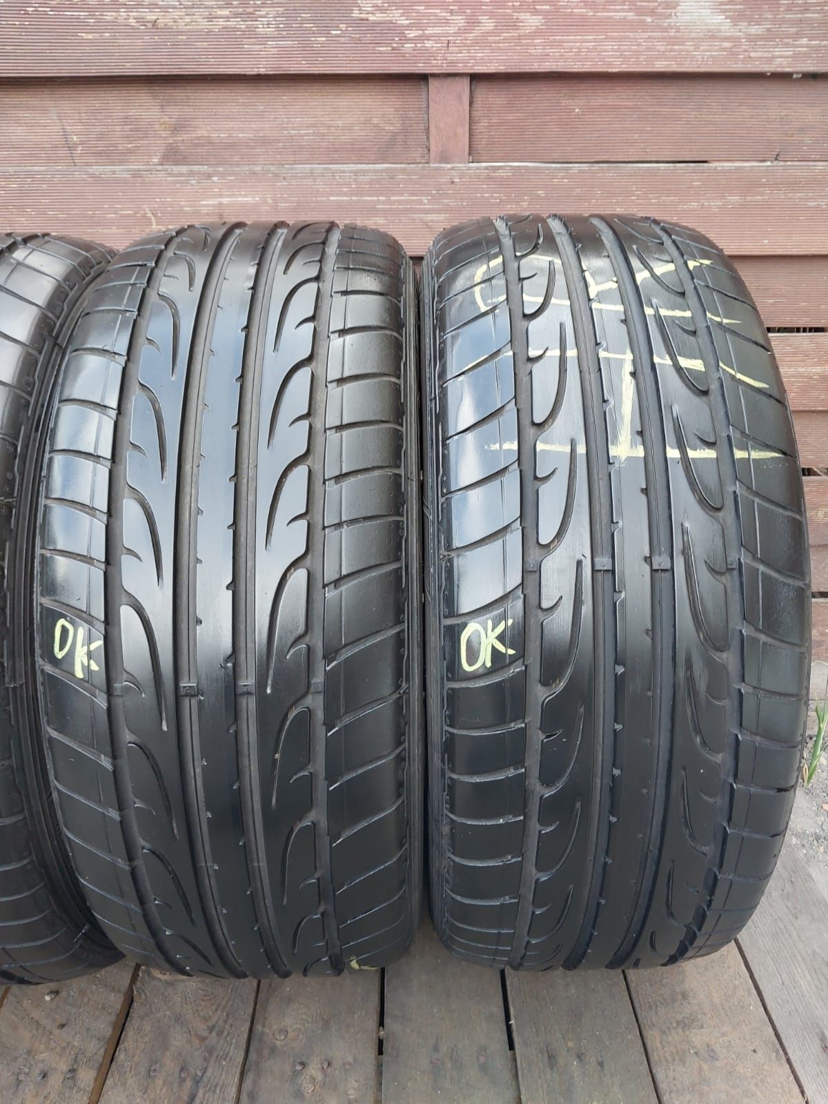 Dunlop Sp Sport Maxx 215/45 R16 86H Run Flat 
Dot.2015
Bieżnik ~5.5mm