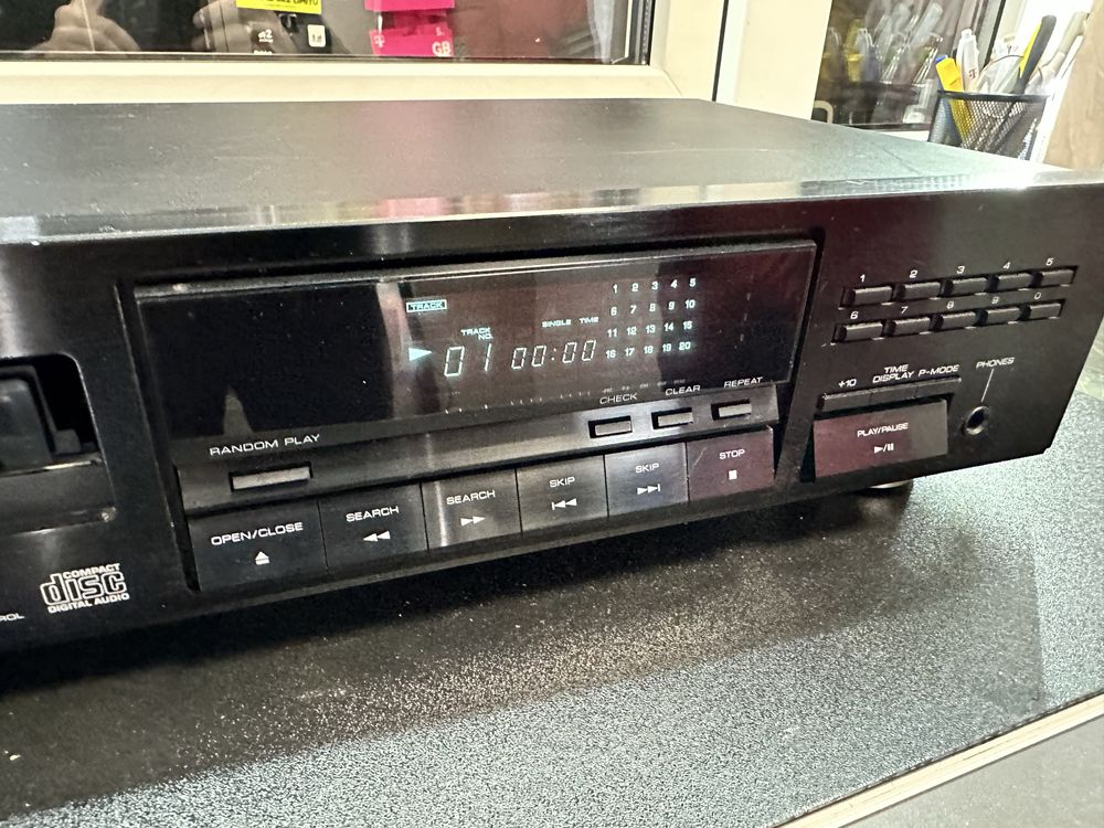 Odtwarzacz CD Kenwood DP-1510, lata 90te, bdb stan