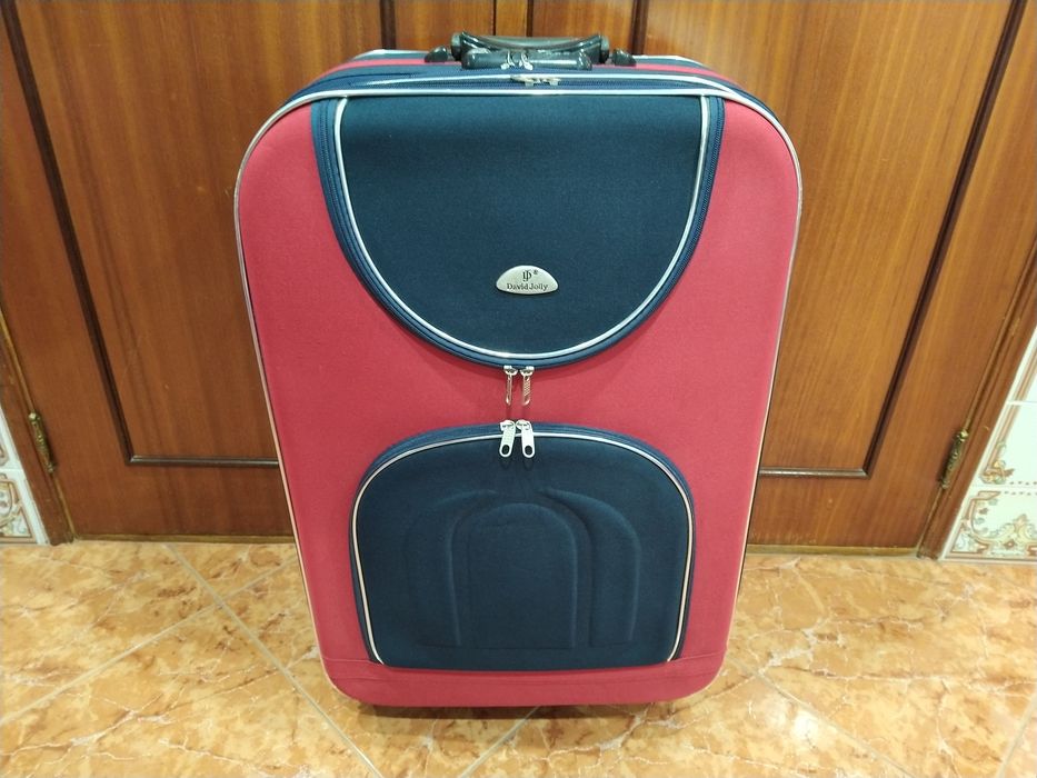 Mala malas de porão até 23 kg viagem casa quarto apartamento vivenda.