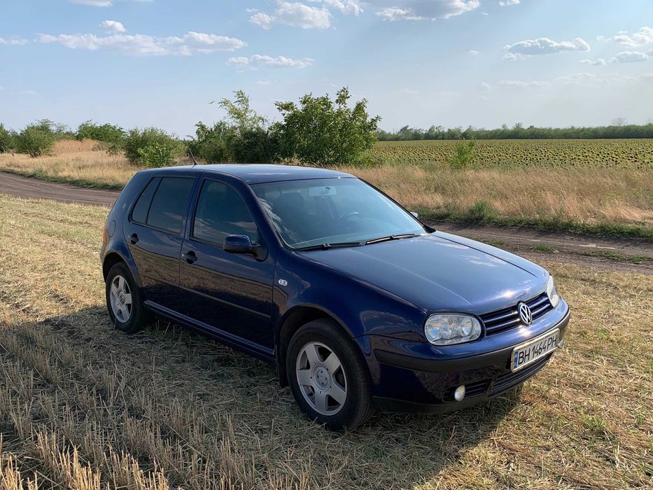 Свій Volkswagen Golf 4 1.6 бензин