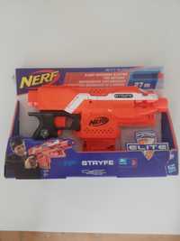 NERF STRIKE pistola disparo automático