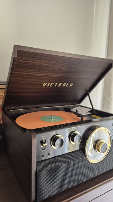 Victrola gira discos 6em1 (vinil, cds, cassete, radio, Bluetooth)