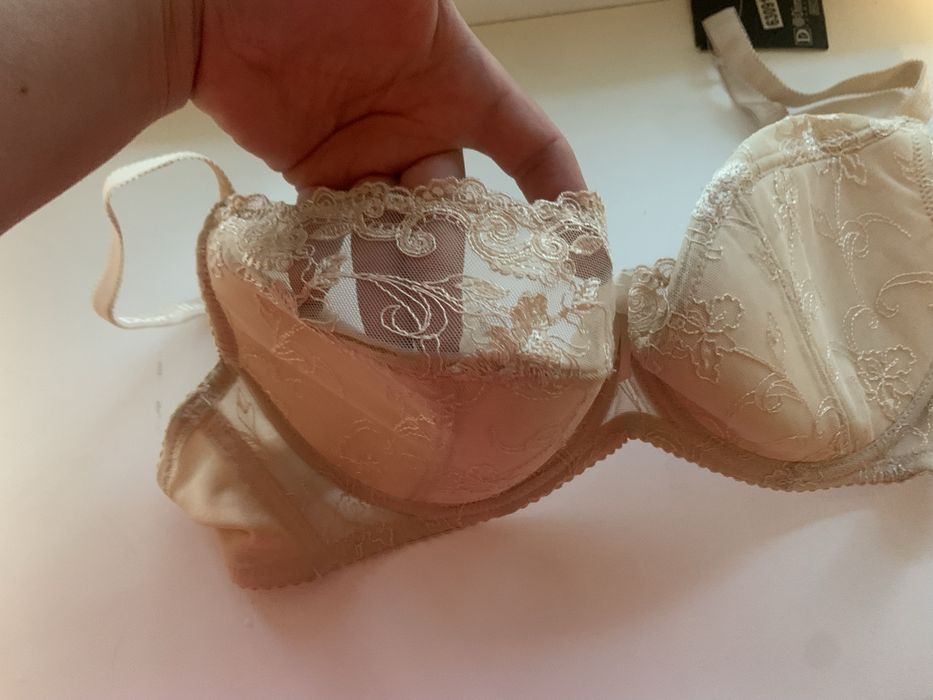 Бюстгалтер женский