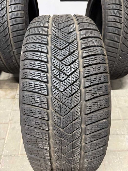 Opony zimowe Pirelli SottoZero 3 (245/40 + 275/35 R19) Runflat