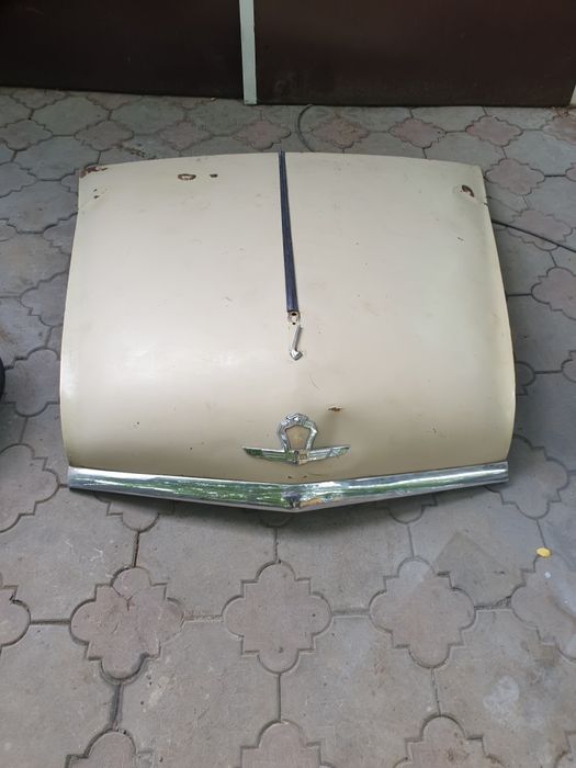 Продам капот газ-21