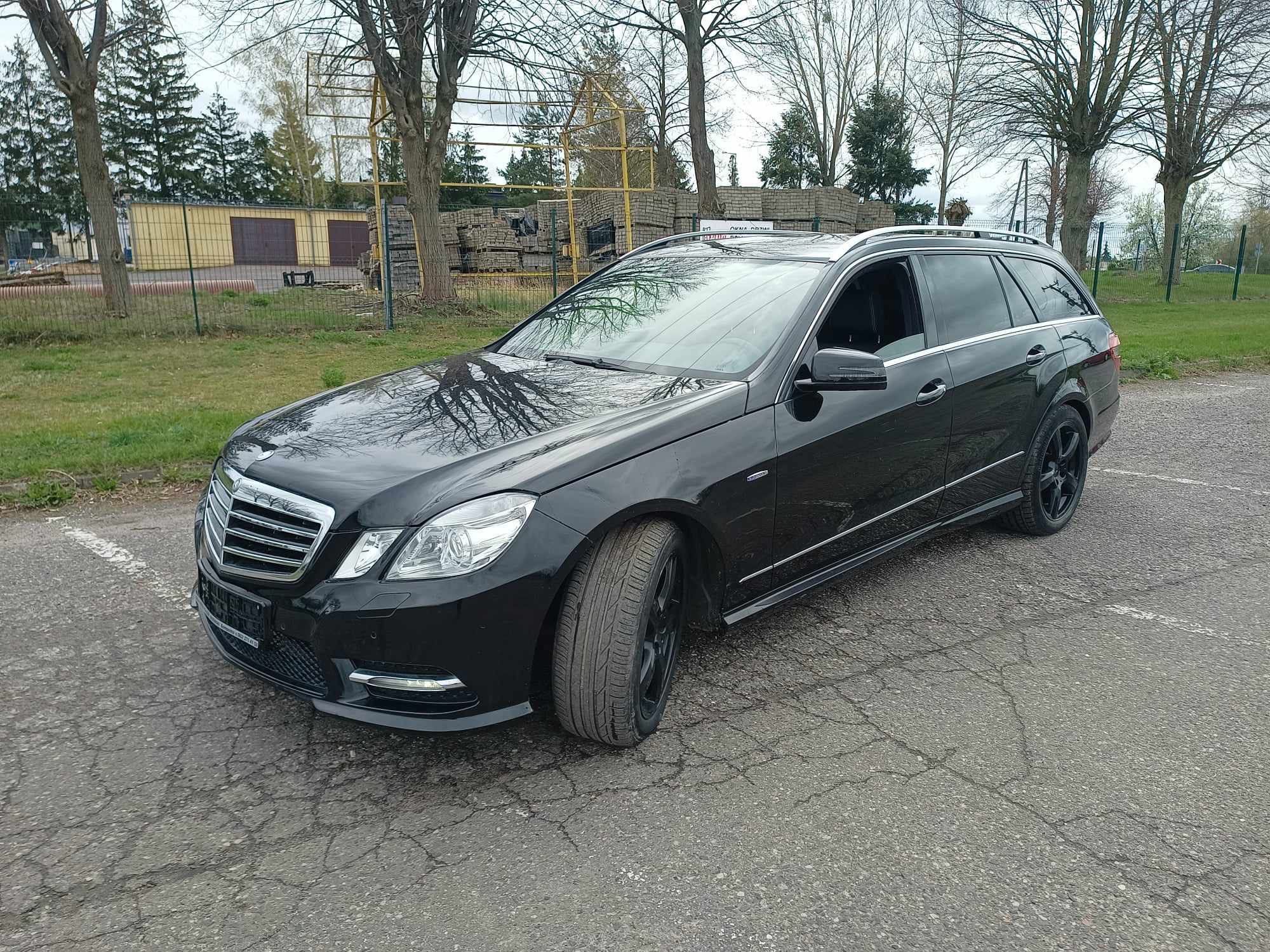 Mercedes E Clasa Avangarde AMG w212 2,2cdi 170km