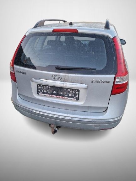 Разборка Hyundai i30 2007 1.6crdi 1.6i шрот детали запчастини двигател