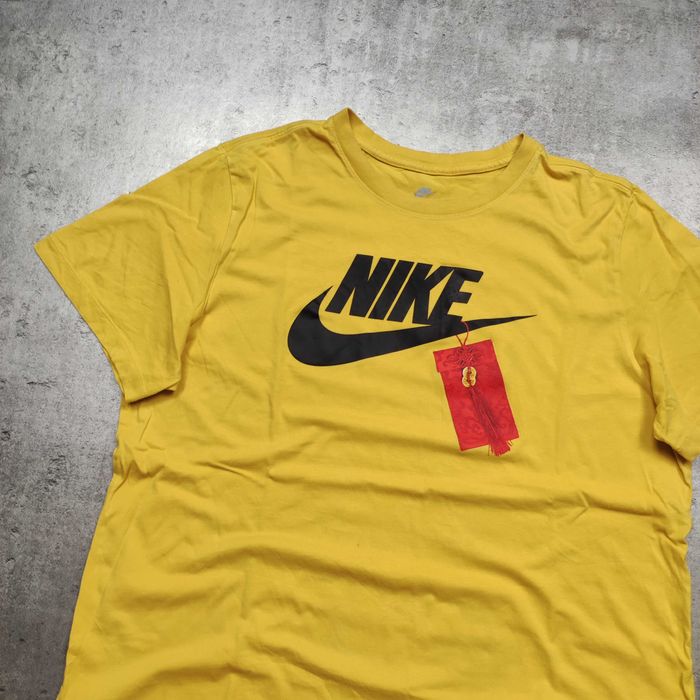 MĘSKA Koszulka Bawełna Duże Logo Nike Grafika Żółta Sportswear Active