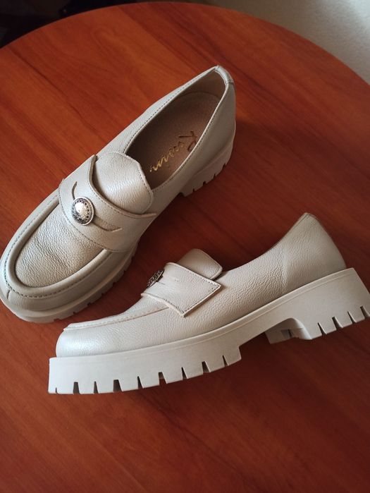 Mokasyny Rusin skóra naturalna r 39 nowe