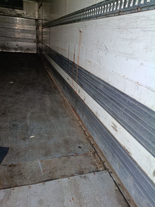 Chłodnia 9m izoterma kontener transport