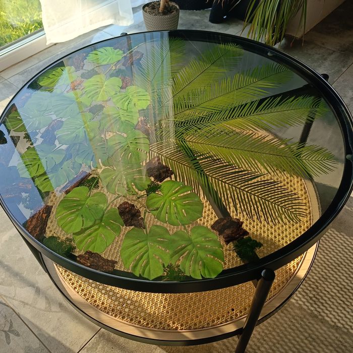 Stół z żywicą własnoręcznie zrobiony