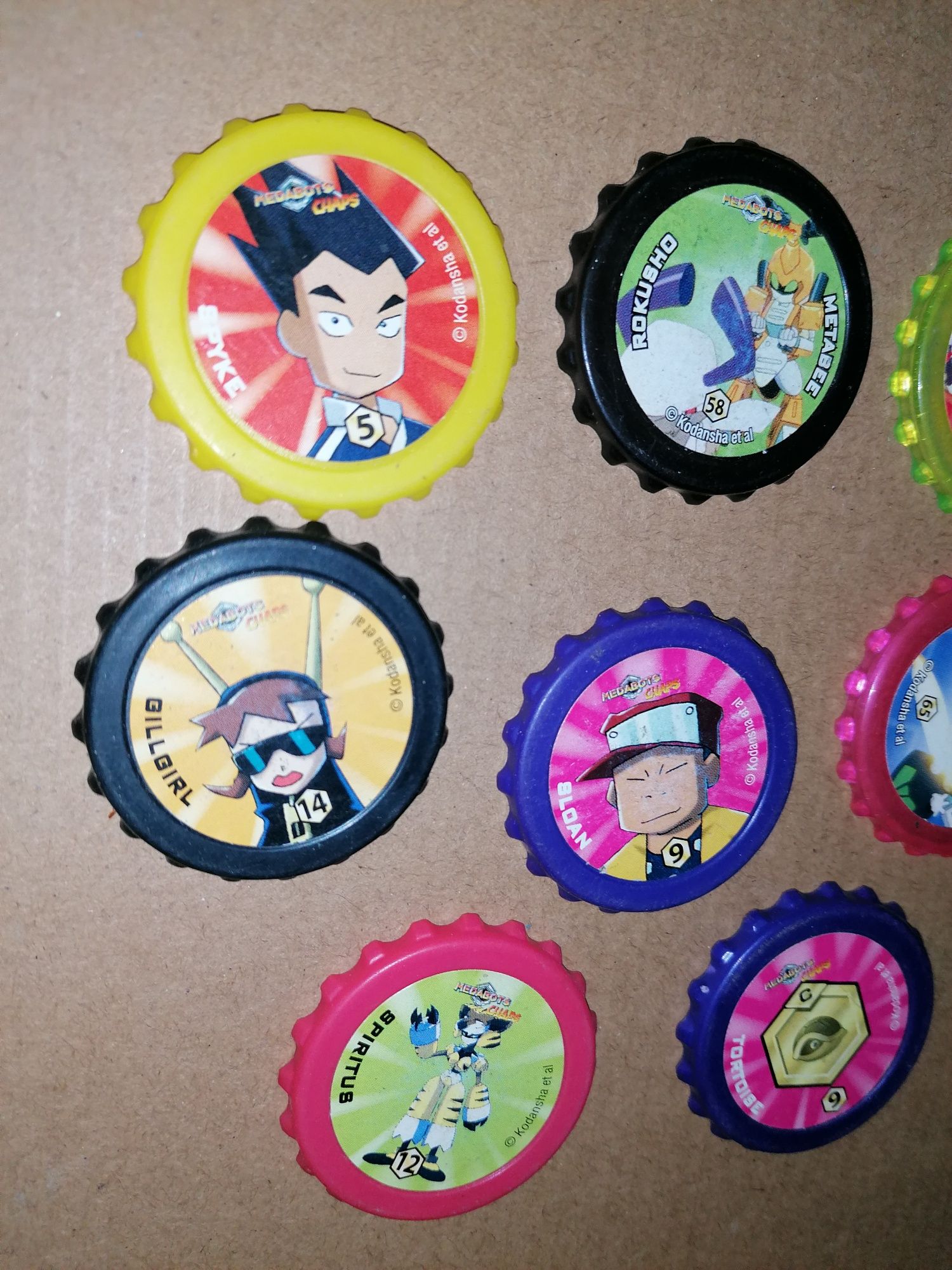 Tazos e Poquemons : vários