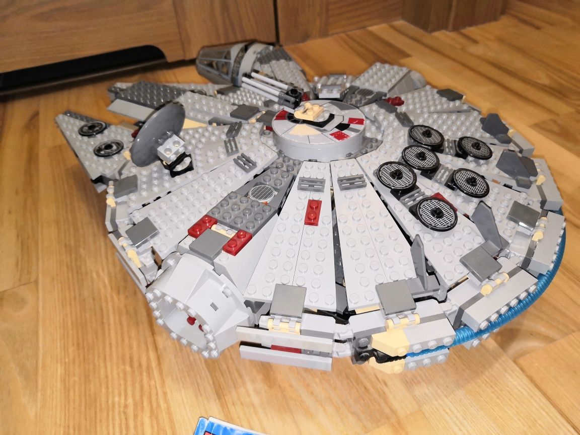 Lego 4504 Star Wars Sokół Millennium
